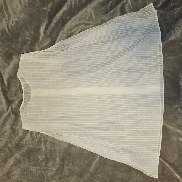 Massimo Dutti Cream Textured Sleeveless Top - Picture 2 of 7